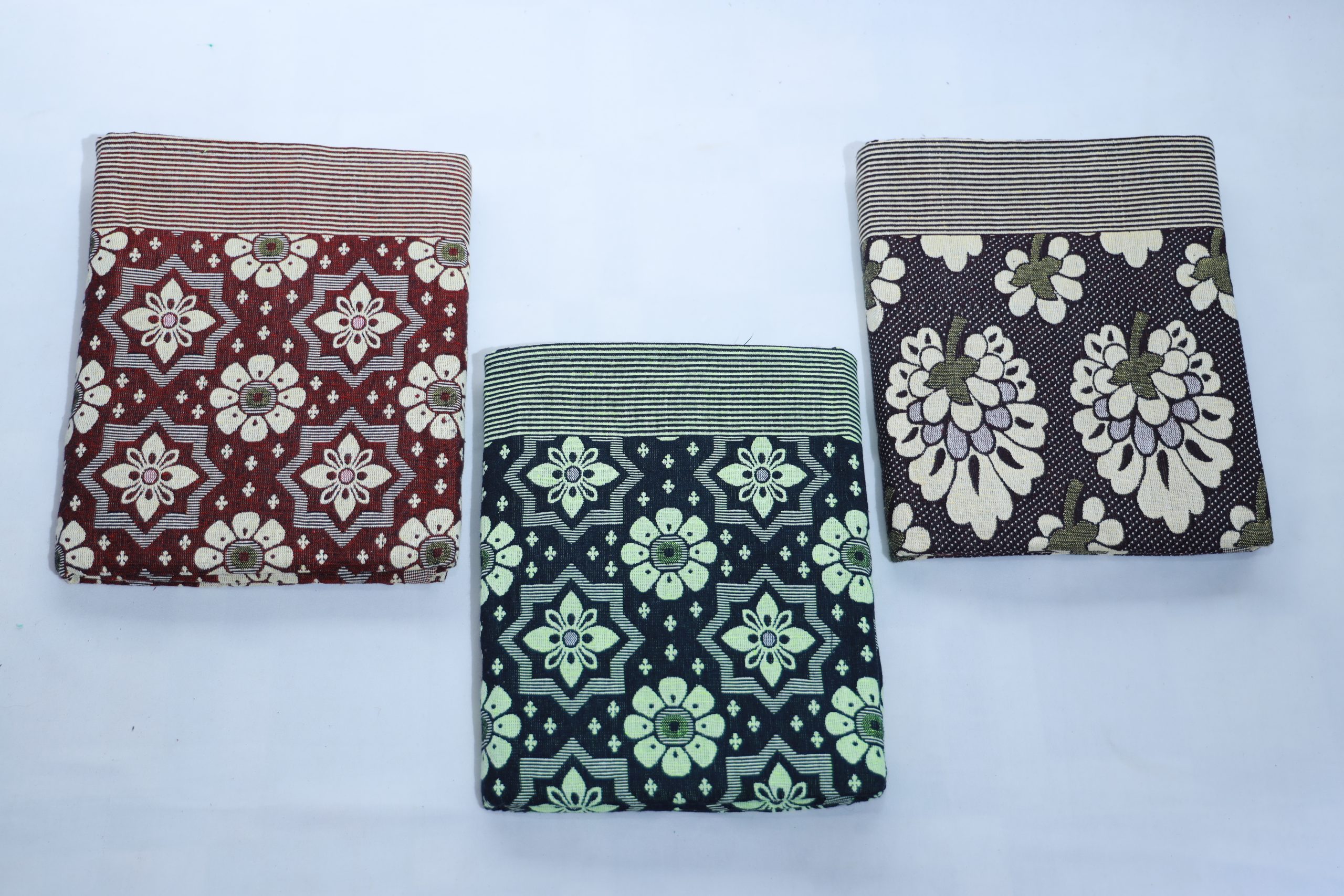 Chennimalai Jacquard Double Cot Bedsheet ( Assorted ) / ( 90 x 100 Inches / 7.5 X 9 Feet)