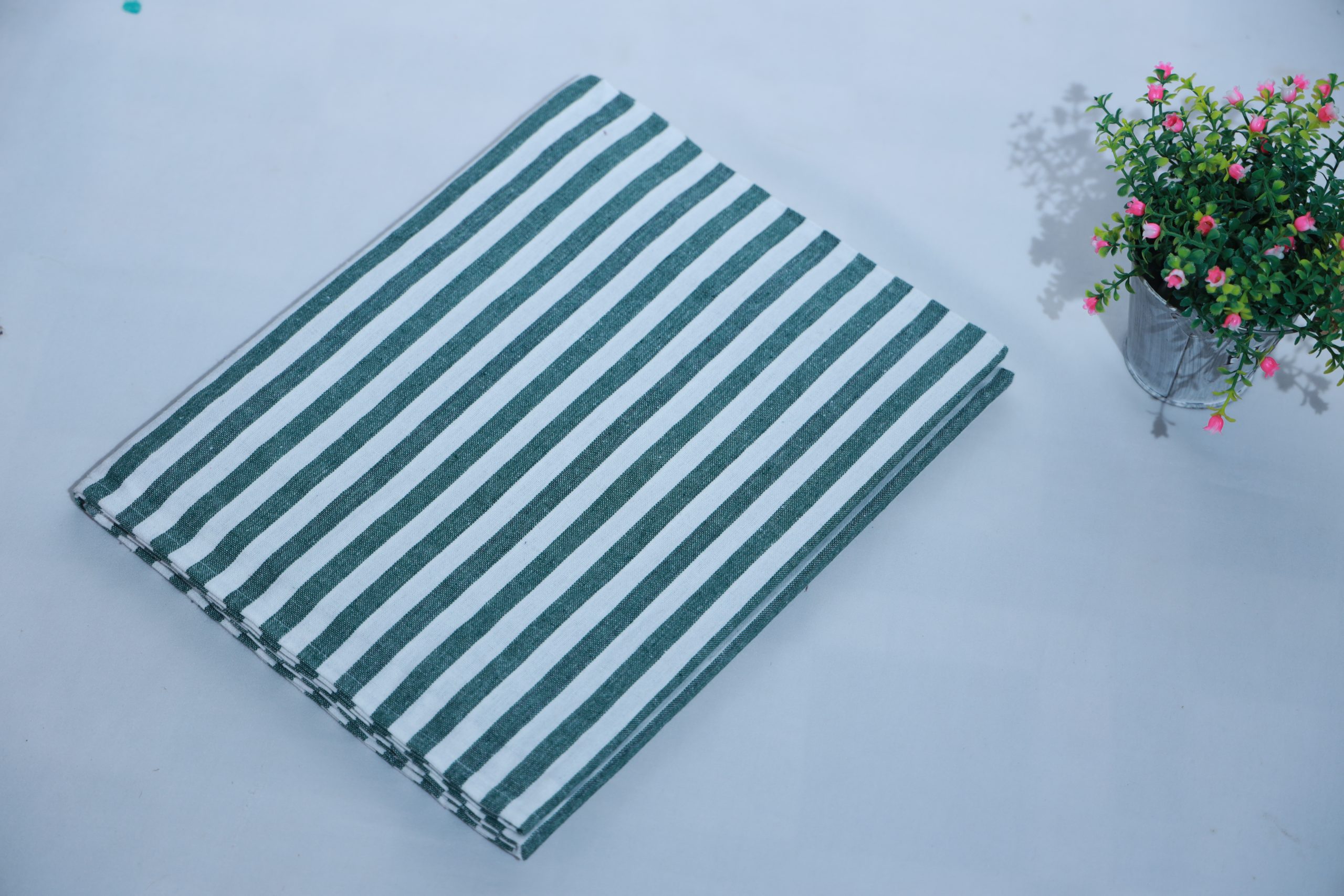 Chennimalai Cotton Stripe Hospital Bedsheet ( Green / White ) / (60 X 90 Inches / 5 X 7.5 Feet)